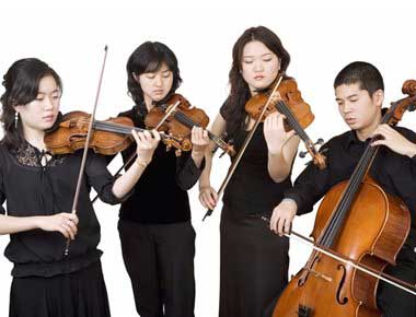 String quartet playing