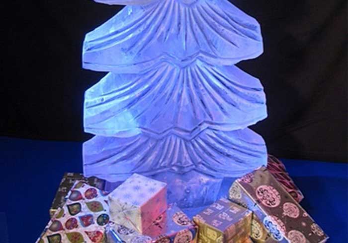 Image of a ice sculpture shaped like a Christmas tree