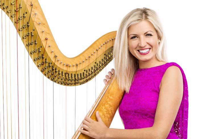 Lady Harp Player
