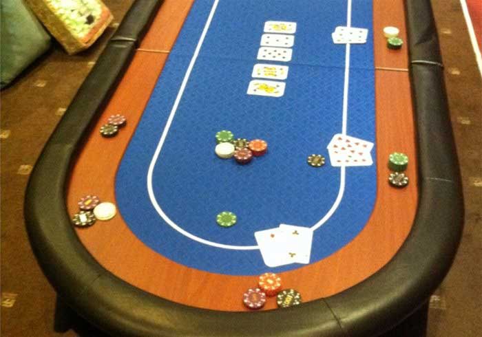Fun casino poker table