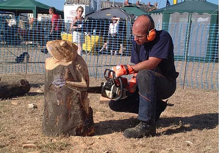 Chainsaw Carving Show