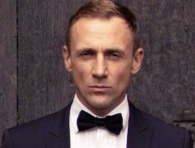 Daniel Craig Lookalike as James Bond