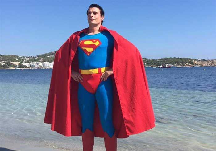 A lookalike of the comic hero Superman