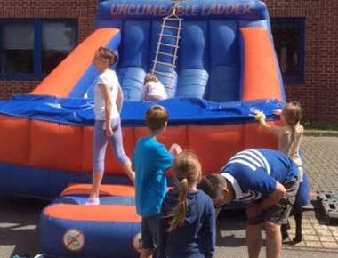 Unclimbable Ladder inflatable